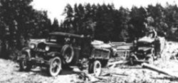 Машины ГАЗ-42 на вывозке древесины из леспромхоза