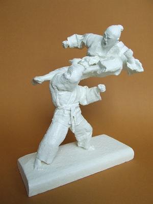 Галерея легенд о боевых искусствах в скульптуре