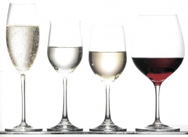 Избираем стеклянные бокалы для вина – форма имеет значение