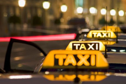 Таксисты желают поднять цены