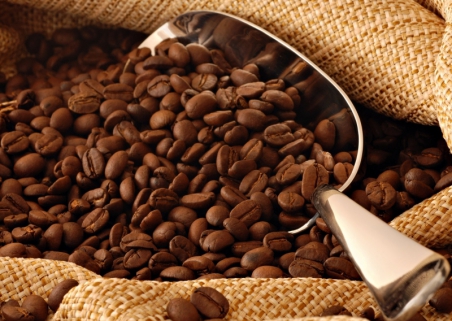 Кофе и какао дешевеют на глобальных рынках