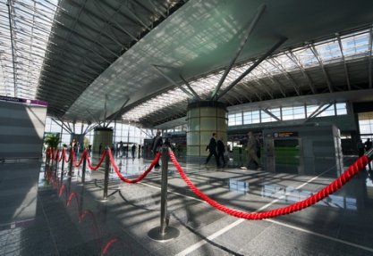 Построенные к Евро-2012 терминалы в аэропортах сейчас пустуют