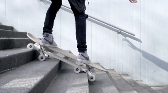Новинка-скейтборд для спуска по ступенькам и лестницам
