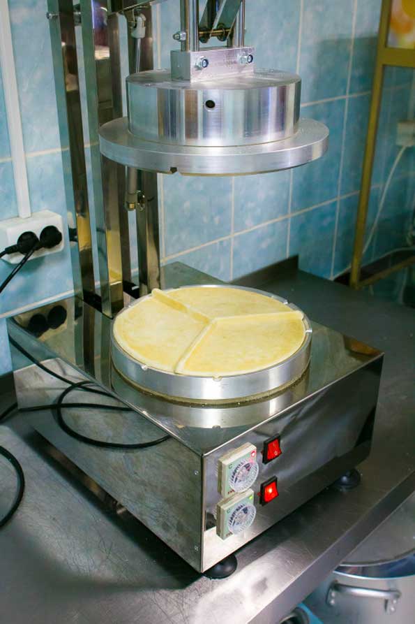 Оборудование, для производства пиццы-мерседес