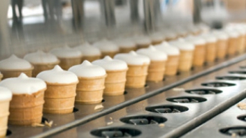 На заметку производителям мороженого: лучше подходит мороженое в вафельных стаканчиках!