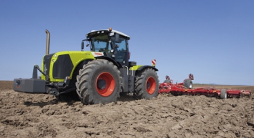 Трактор CLAAS: «правая рука» в работе умного фермера