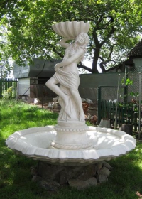 Садово-парковый гламур - статуи и фонтаны