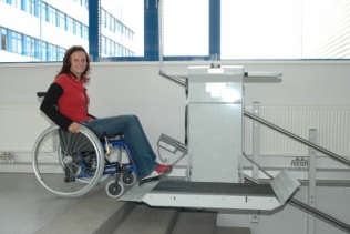Лифты для инвалидов - бескрайнее удобство для людей с ограниченными способностями