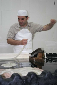 Подготовка натуральной колбасной оболочки к использованию