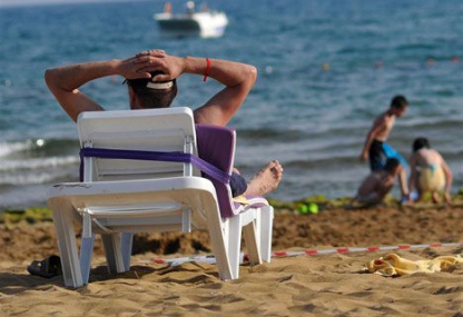 Налоговая начала выводить «из тени» украинские пляжи