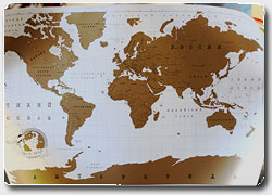 Стиральная карта мира — подарок для путников