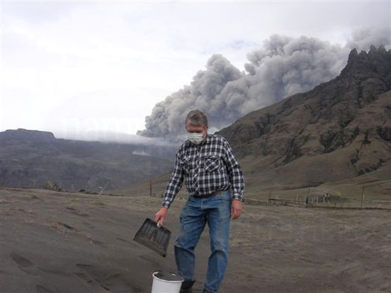Заработать вулканической на пыли